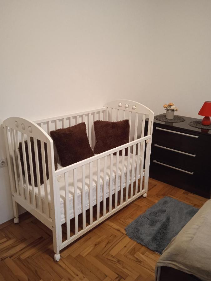 Dora Apartman Palić Exterior foto