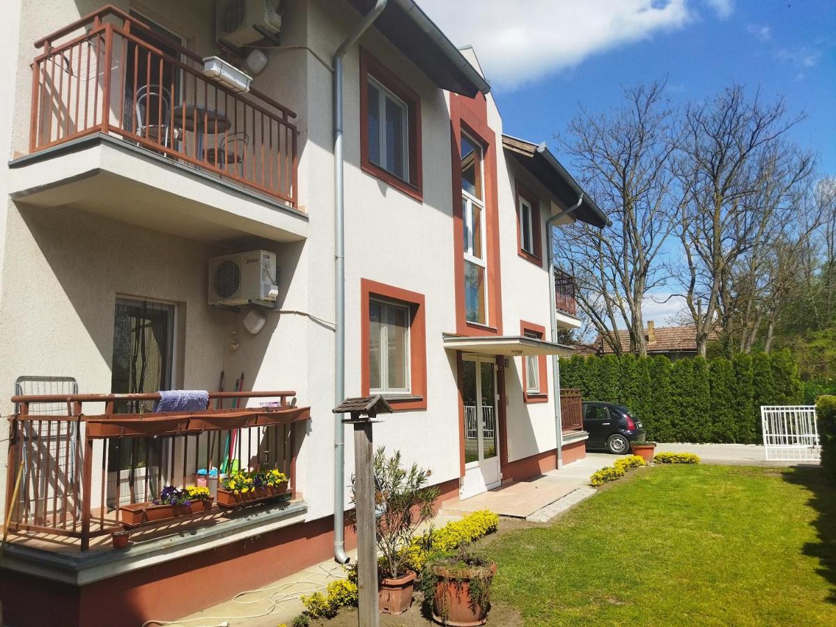 Dora Apartman Palić Exterior foto