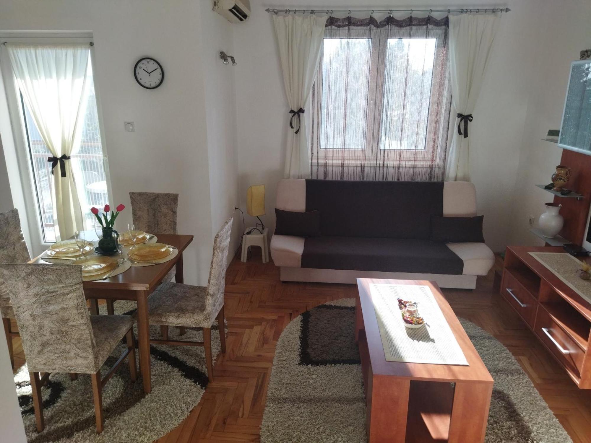 Dora Apartman Palić Exterior foto